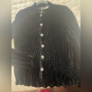 Elegant Black Velvet Women's Top